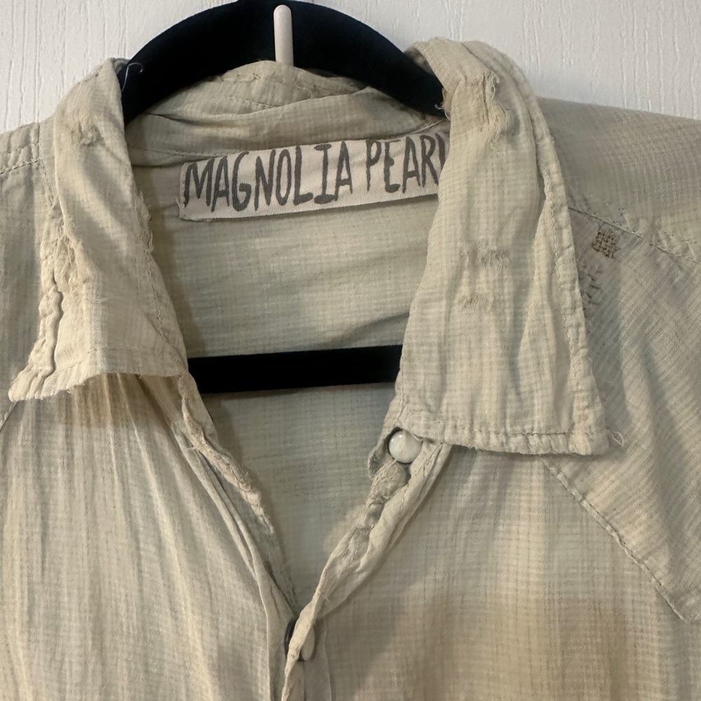 Magnolia Pearl Light Cream Blouse